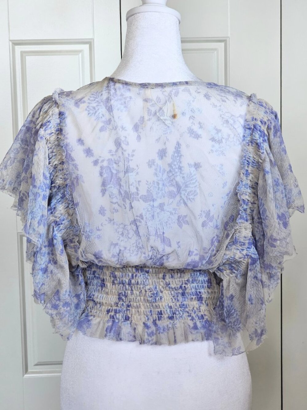 Free People Sugar Top L Porcelain Blue Floral Sheer Smocked Fairycore Blouse - Picture 3 of 6